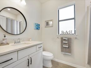 8258 NW 79th Ave, Tamarac FL 33321