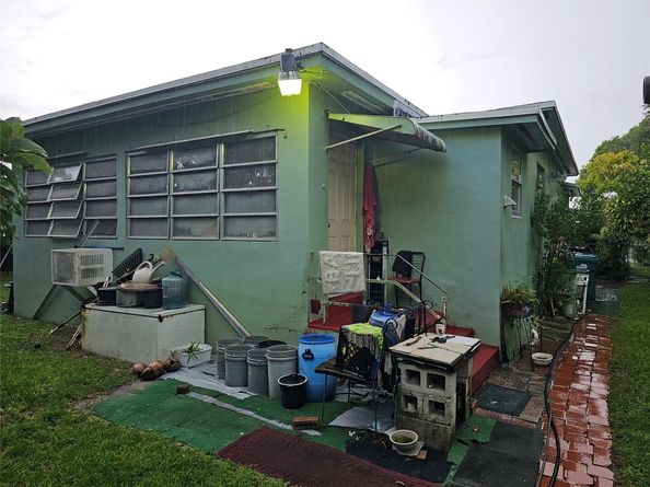 13025 NW 1st Ct, Miami FL 33168