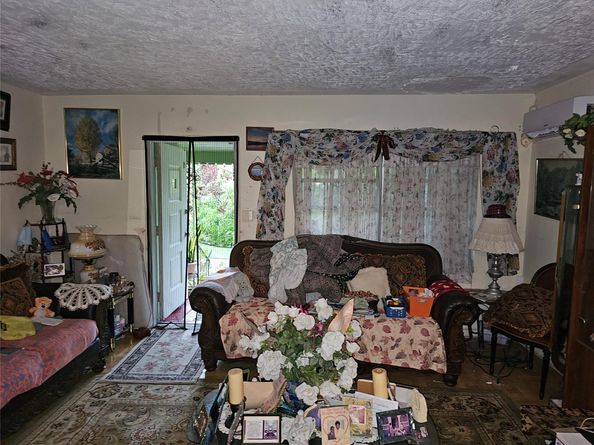 13025 NW 1st Ct, Miami FL 33168