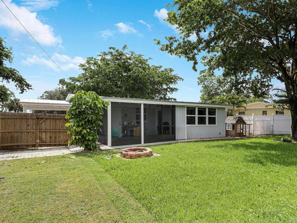12091 Colony Avenue, Palm Beach Gardens FL 33410