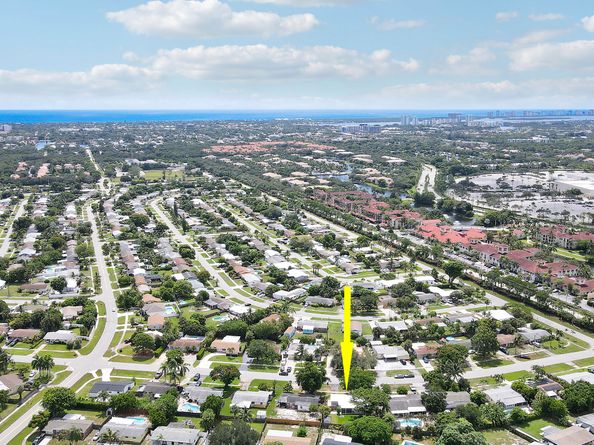 12091 Colony Avenue, Palm Beach Gardens FL 33410