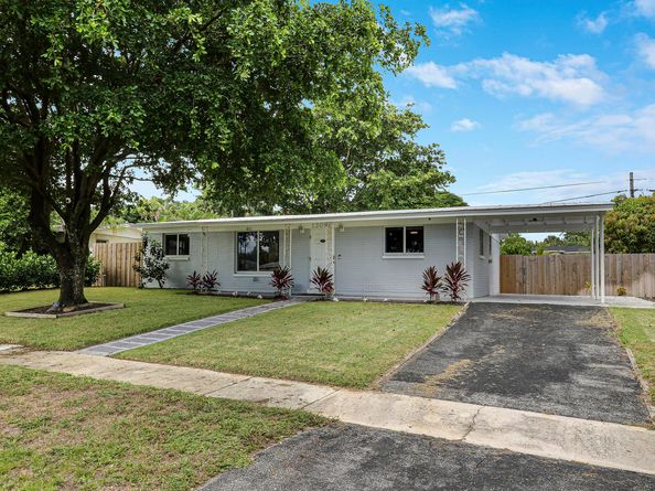 12091 Colony Avenue, Palm Beach Gardens FL 33410