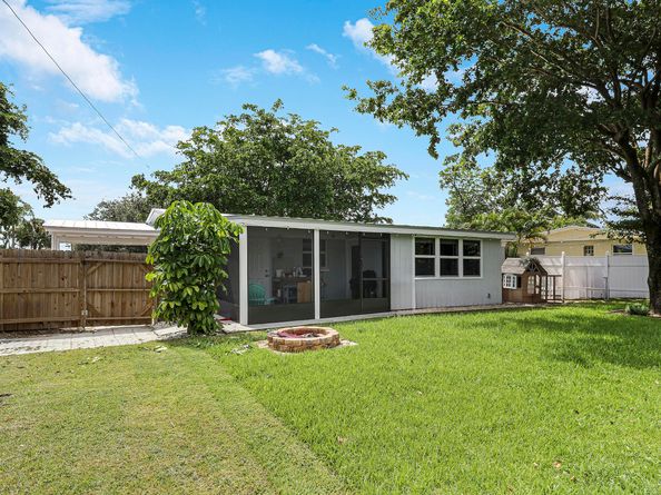 12091 Colony Avenue, Palm Beach Gardens FL 33410