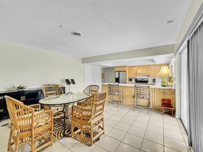 240 El Dorado Pkwy, Plantation FL 33317