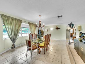 240 El Dorado Pkwy, Plantation FL 33317
