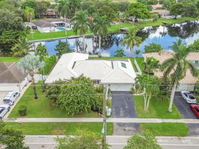 240 El Dorado Pkwy, Plantation FL 33317