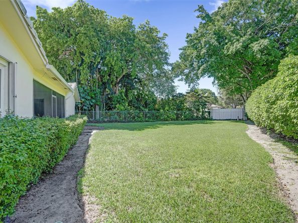 8845 NW 29TH Place, Coral Springs FL 33065