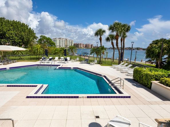 901 E Camino Real 7c, Boca Raton FL 33432