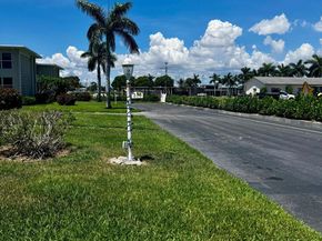 310 N North Boulevard 2a, Boynton Beach FL 33435
