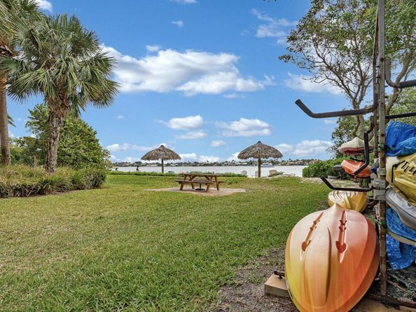 200 Scotia Drive 305, Hypoluxo FL 33462