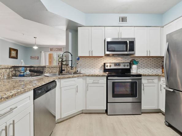 200 Scotia Drive 305, Hypoluxo FL 33462