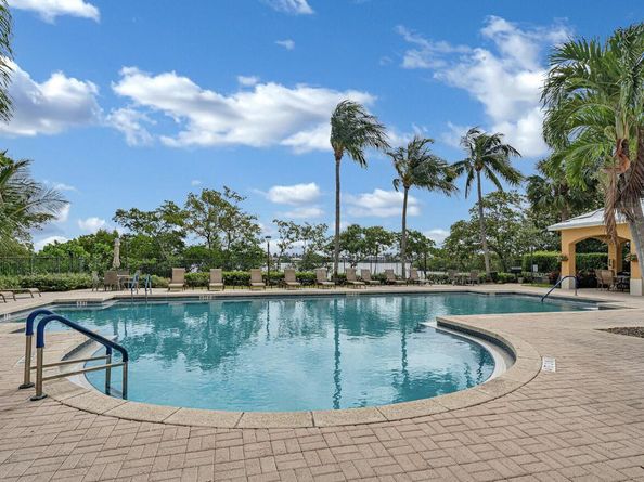 200 Scotia Drive 305, Hypoluxo FL 33462