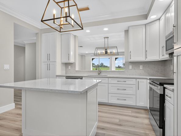 602 Ryder Cup Circle, Palm Beach Gardens FL 33418