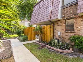 7546 Courtyard Run E, Boca Raton FL 33433