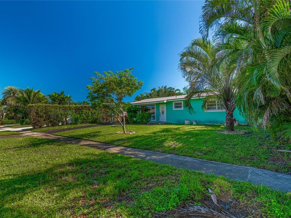 608 NE 24th Ave, Pompano Beach FL 33062