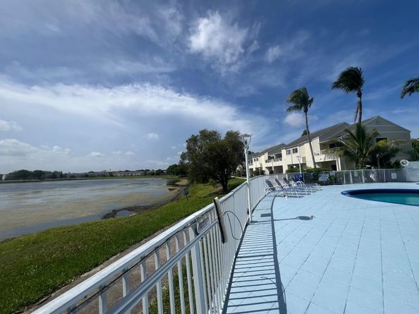 3421 NW 44th St 205, Lauderdale Lakes FL 33309
