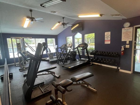 3421 NW 44th St 205, Lauderdale Lakes FL 33309