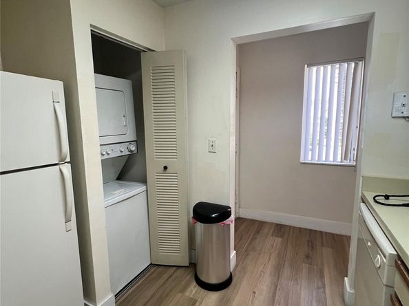 3421 NW 44th St 205, Lauderdale Lakes FL 33309