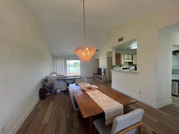 3421 NW 44th St 205, Lauderdale Lakes FL 33309
