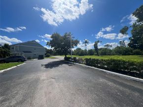 3421 NW 44th St 205, Lauderdale Lakes FL 33309