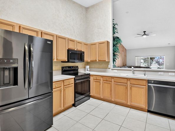 8451 Logia Circle, Boynton Beach FL 33472