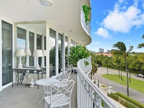 100 Royal Palm Way F4, Palm Beach FL 33480
