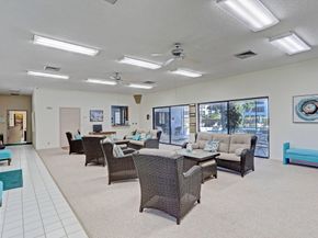 3516 Whitehall Drive 101, West Palm Beach FL 33401