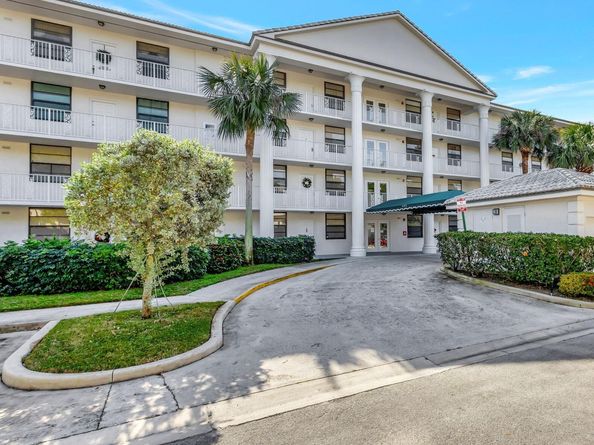 3516 Whitehall Drive 101, West Palm Beach FL 33401