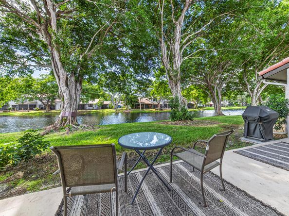 660 Deer Creek Edgewater Drive, Deerfield Beach FL 33442