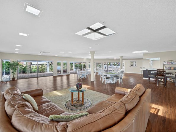 660 Deer Creek Edgewater Drive, Deerfield Beach FL 33442