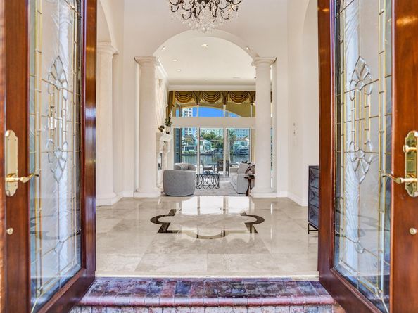 612 Admirals Way, Delray Beach FL 33483