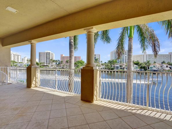 612 Admirals Way, Delray Beach FL 33483