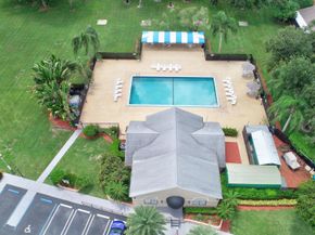 20 Camden Lane, Boynton Beach FL 33426