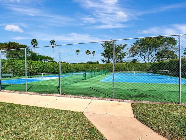 20 Camden Lane, Boynton Beach FL 33426