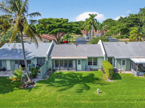 20 Camden Lane, Boynton Beach FL 33426