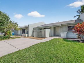 20 Camden Lane, Boynton Beach FL 33426