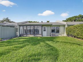 20 Camden Lane, Boynton Beach FL 33426