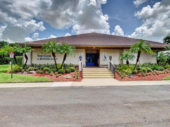 20 Camden Lane, Boynton Beach FL 33426