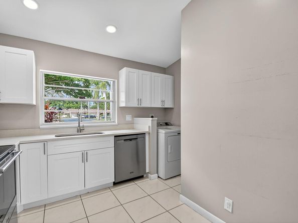 20 Camden Lane, Boynton Beach FL 33426