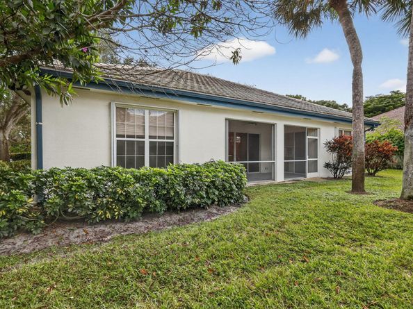 6333 Winding Lake Drive, Jupiter FL 33458