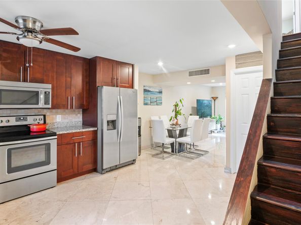 811 W Oakland Park Blvd F4, Wilton Manors FL 33311