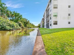 106 Royal Park Drive 3c, Oakland Park FL 33309