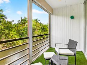 106 Royal Park Drive 3c, Oakland Park FL 33309