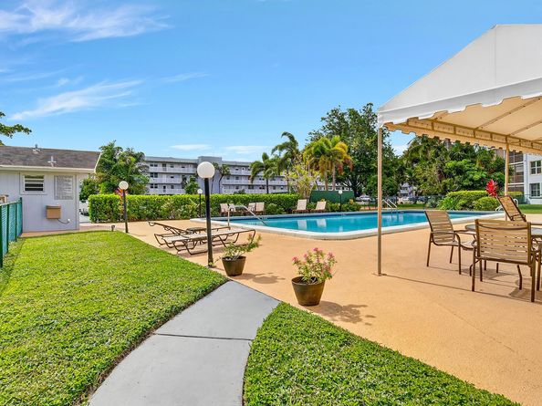 106 Royal Park Drive 3c, Oakland Park FL 33309