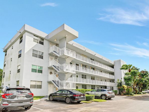 106 Royal Park Drive 3c, Oakland Park FL 33309