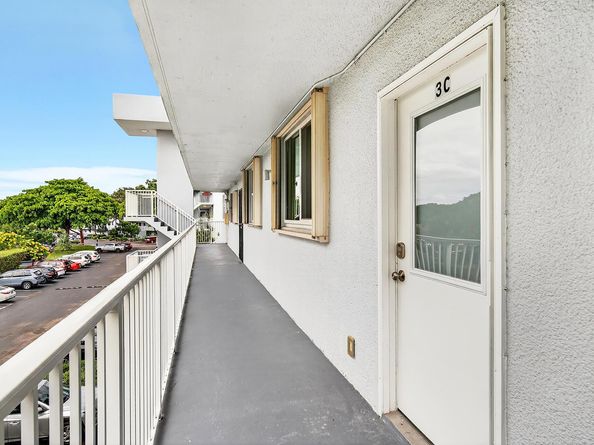 106 Royal Park Drive 3c, Oakland Park FL 33309