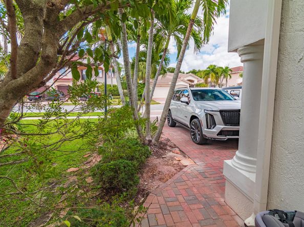 11804 Osprey Pointe Circle, Wellington FL 33449