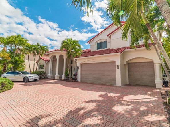 11804 Osprey Pointe Circle, Wellington FL 33449