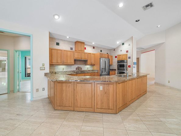 4952 Bocaire Boulevard, Boca Raton FL 33487