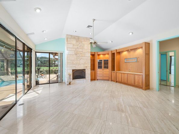 4952 Bocaire Boulevard, Boca Raton FL 33487